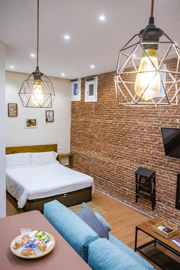 Acogedor Estudio En Cuatro Caminos By Bebalmy Madrid Kültér fotó